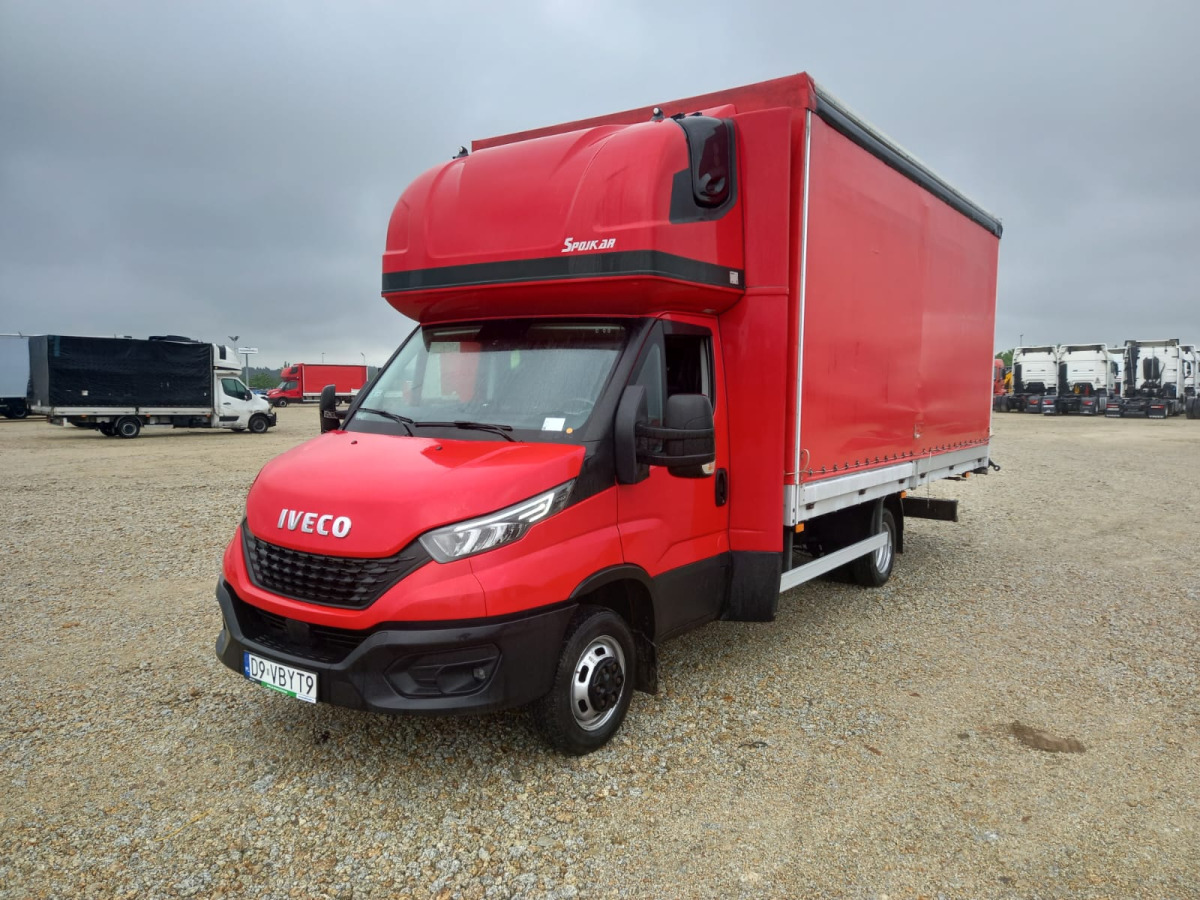IVECO/JUSAM STANISŁAWJURKOWSKI 50C18/JU06 PLANDEKA - الشاحنات الصغيرة ستائر: صور 2 IVECO/JUSAM STANISŁAWJURKOWSKI 50C18/JU06 PLANDEKA - الشاحنات الصغيرة ستائر: صور 2