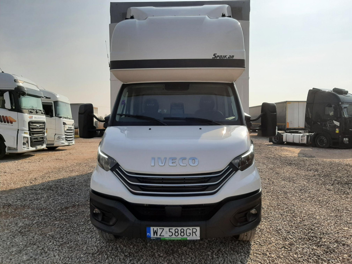 IVECO/JUSAM STANISŁAWJURKOWSKI 70C18/JU06 PLANDEKA Z WINDĄ - الشاحنات الصغيرة ستائر: صور 3 IVECO/JUSAM STANISŁAWJURKOWSKI 70C18/JU06 PLANDEKA Z WINDĄ - الشاحنات الصغيرة ستائر: صور 3