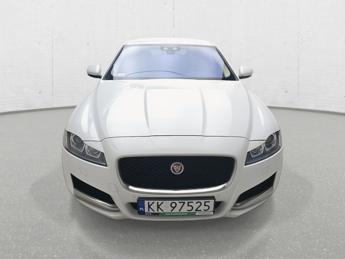 JAGUAR XF SEDAN - سيدان: صور 4 JAGUAR XF SEDAN - سيدان: صور 4