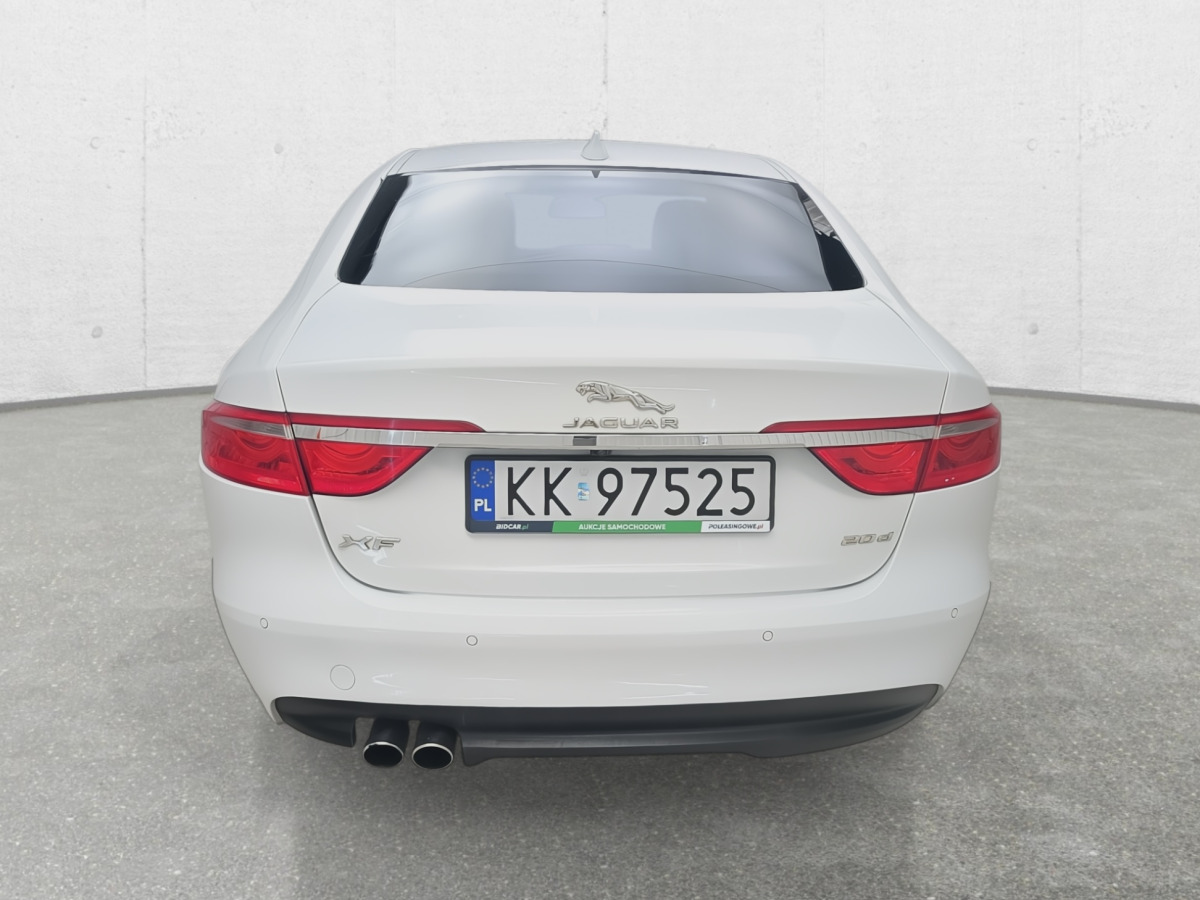 JAGUAR XF SEDAN - سيدان: صور 5 JAGUAR XF SEDAN - سيدان: صور 5