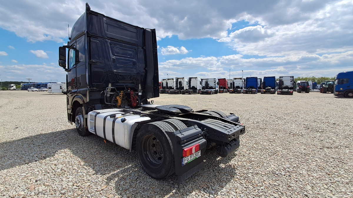 MERCEDES BENZ ACTROS CIĄGNIK SIODŁOWY - شاحنة جرار: صور 4 MERCEDES BENZ ACTROS CIĄGNIK SIODŁOWY - شاحنة جرار: صور 4