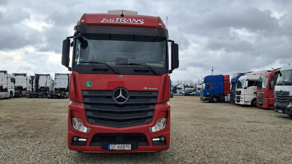 MERCEDES BENZ ACTROS CIĄGNIK SIODŁOWY - شاحنة جرار: صور 2 MERCEDES BENZ ACTROS CIĄGNIK SIODŁOWY - شاحنة جرار: صور 2
