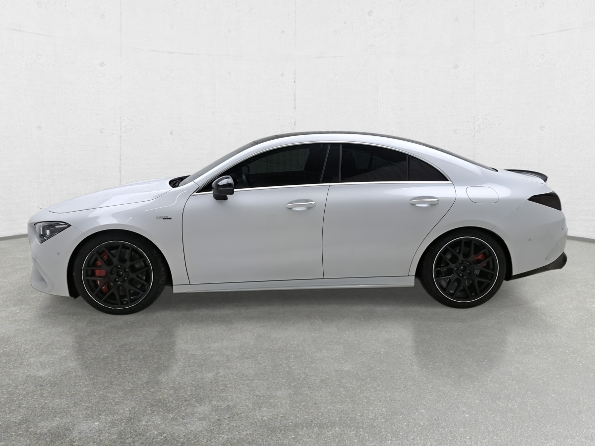 MERCEDES BENZ AMG CLA 45 SEDAN - سيدان: صور 5 MERCEDES BENZ AMG CLA 45 SEDAN - سيدان: صور 5
