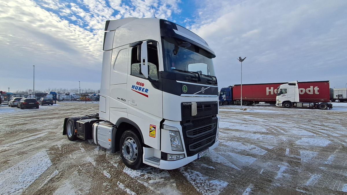 VOLVO FH 460 CIĄGNIK SIODŁOWY - شاحنة جرار: صور 1 VOLVO FH 460 CIĄGNIK SIODŁOWY - شاحنة جرار: صور 1