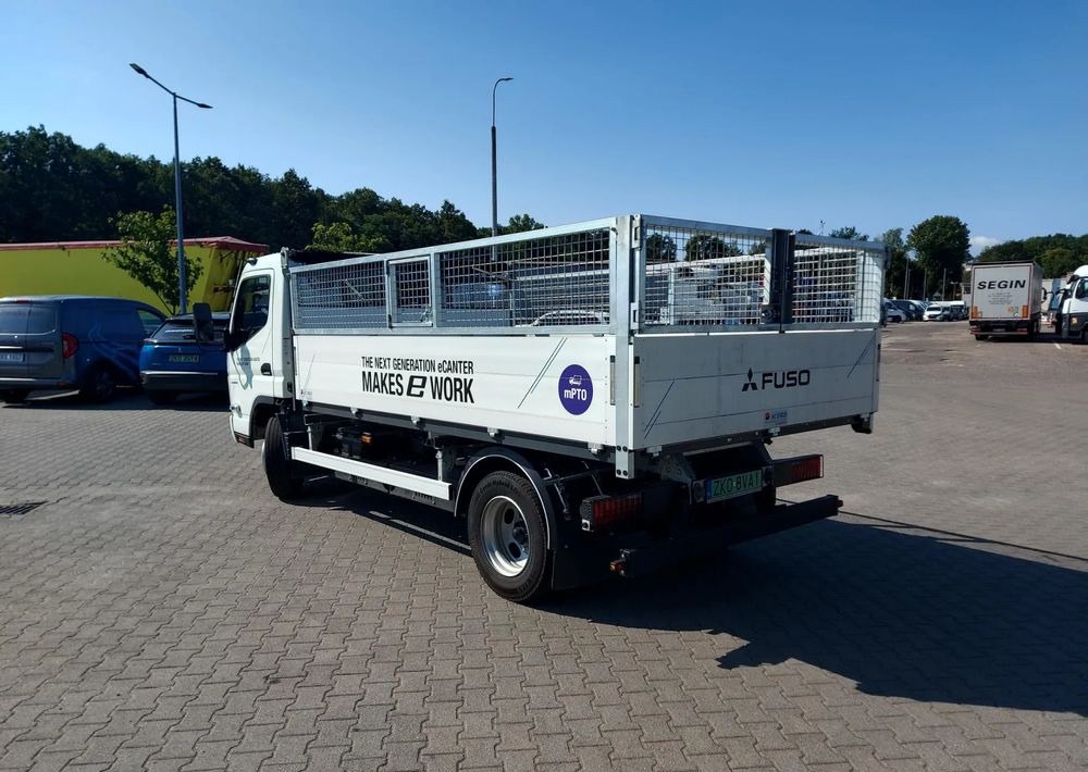 FUSO eCanter 4C15 Wywrotka Selektywna zbiórka - شاحنة القمامة: صور 4 FUSO eCanter 4C15 Wywrotka Selektywna zbiórka - شاحنة القمامة: صور 4