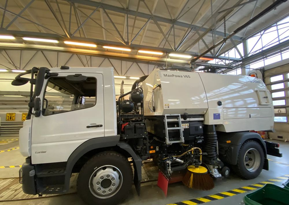 Mercedes-Benz Atego 1318 LKO Zamiatarka - شاحنة القمامة: صور 2 Mercedes-Benz Atego 1318 LKO Zamiatarka - شاحنة القمامة: صور 2