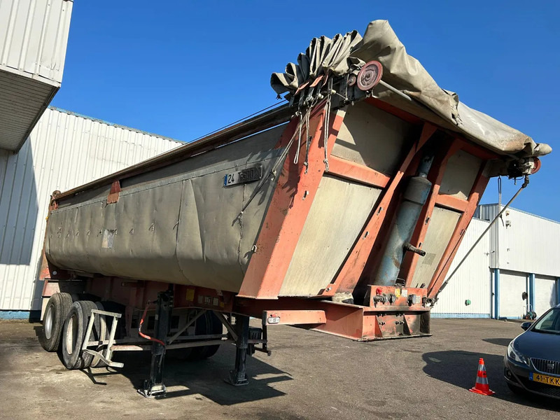 Fruehauf 2 Axle Steel Tipper , 8 Tyres, Spring Suspension , Drum Brakes - قلابة نصف مقطورة: صور 5 Fruehauf 2 Axle Steel Tipper , 8 Tyres, Spring Suspension , Drum Brakes - قلابة نصف مقطورة: صور 5