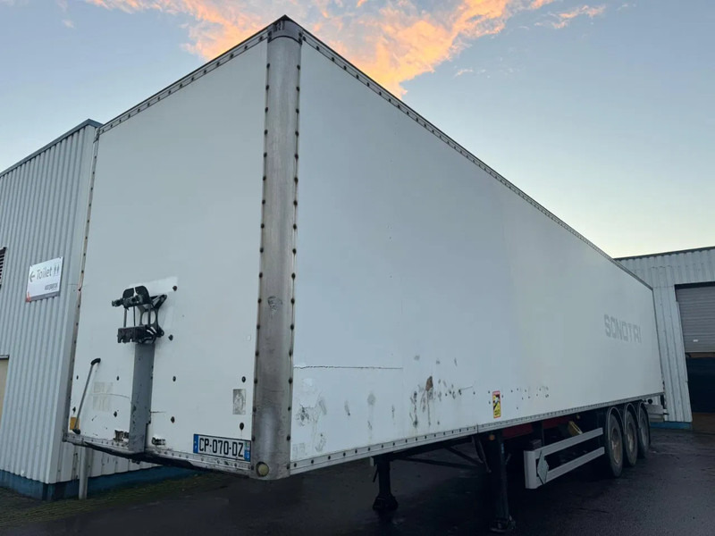 Fruehauf 3 Axle SMB , Box Trailer, Spring Suspension - بصندوق مغلق نصف مقطورة: صور 1 Fruehauf 3 Axle SMB , Box Trailer, Spring Suspension - بصندوق مغلق نصف مقطورة: صور 1