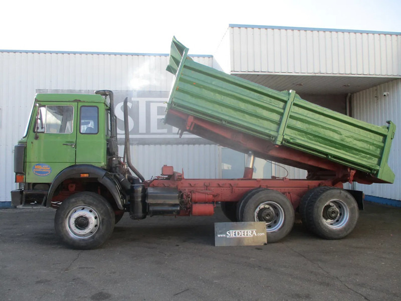 Iveco Magirus Deutz , 320 M 26 FK , V8 , ZF Manual , 3Way tipper , Spring suspension , Drum brakes - قلابات: صور 2 Iveco Magirus Deutz , 320 M 26 FK , V8 , ZF Manual , 3Way tipper , Spring suspension , Drum brakes - قلابات: صور 2