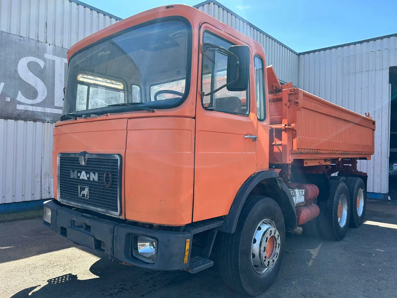 MAN 26.281, 6X4, Tipper, Spring Suspension , 362 engine and gearbox - قلابات: صور 1 MAN 26.281, 6X4, Tipper, Spring Suspension , 362 engine and gearbox - قلابات: صور 1