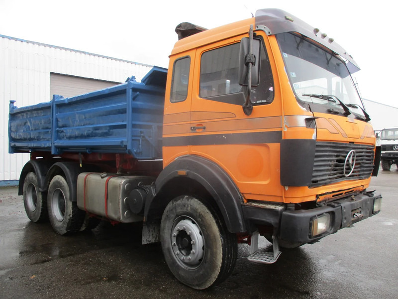 Mercedes-Benz 2635 , V8 Bi-Turbo , 6x4, ZF Manual , 3 way tipper , Spring suspension - قلابات: صور 4 Mercedes-Benz 2635 , V8 Bi-Turbo , 6x4, ZF Manual , 3 way tipper , Spring suspension - قلابات: صور 4