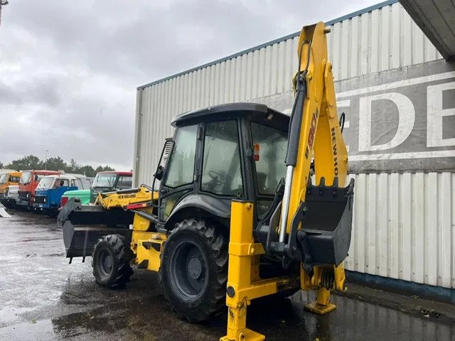 New Holland B 80 B-SS , 4x4 , Backhoe loader , 4in1 Bucket - حفار متعدد الاستخدام: صور 5 New Holland B 80 B-SS , 4x4 , Backhoe loader , 4in1 Bucket - حفار متعدد الاستخدام: صور 5