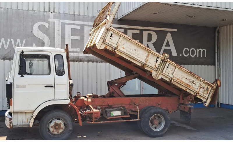Renault Midliner S 130 , 6 Cylinder , 3 Way Tipper , Spring suspensiom - قلابات: صور 2 Renault Midliner S 130 , 6 Cylinder , 3 Way Tipper , Spring suspensiom - قلابات: صور 2