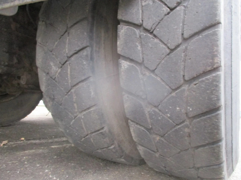 شاحنات مسطحة Scania R420 , 6x4 , Manual , Spring suspension: صور 13