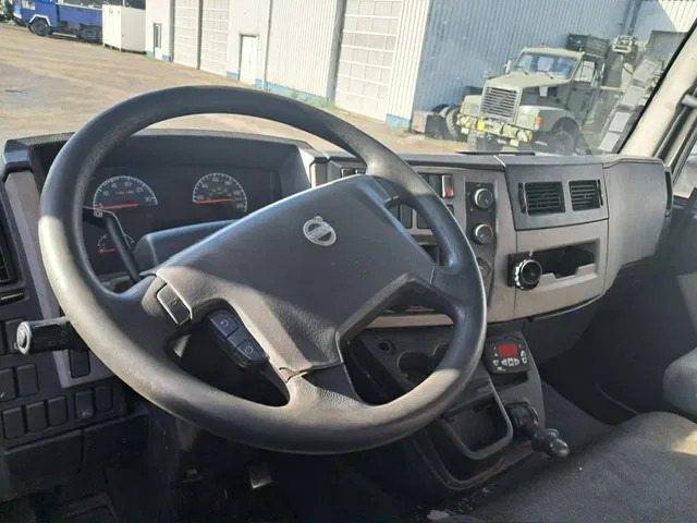 مبردة شاحنة Volvo FL 12-240 , Fridge truck , Carrier Viento: صور 17
