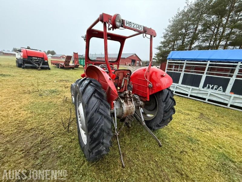 1971 Massey Ferguson 135 - جرار: صور 3 1971 Massey Ferguson 135 - جرار: صور 3