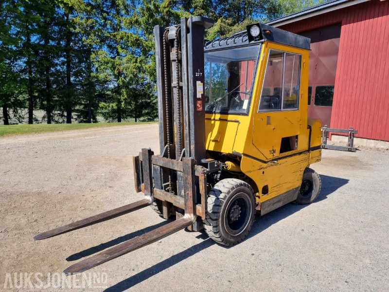 1980 TCM FD30Z5 truck 2.7 T Diesel - معدات المناولة: صور 1 1980 TCM FD30Z5 truck 2.7 T Diesel - معدات المناولة: صور 1