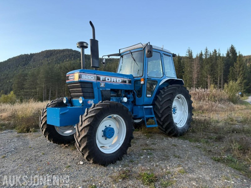 1984 Ford 8210 m/Turbo - mva fri traktor 5670 timer - جرار: صور 1 1984 Ford 8210 m/Turbo - mva fri traktor 5670 timer - جرار: صور 1