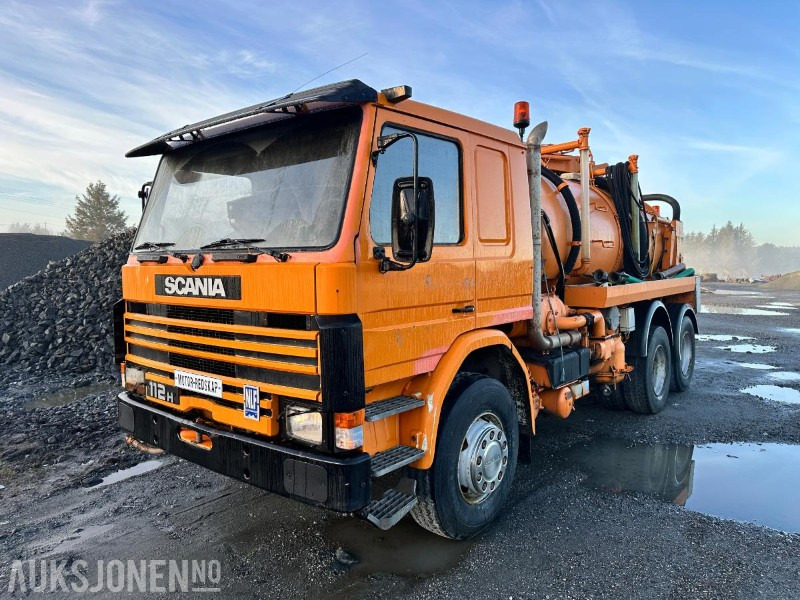 1984 Scania P112H 6X2 LSlamsuger / Sugebil – Motorredskap - فراغ شاحنة: صور 1 1984 Scania P112H 6X2 LSlamsuger / Sugebil – Motorredskap - فراغ شاحنة: صور 1