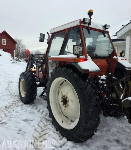 1986 Fiat 80-90 MVA FRI TRAKTOR MED FRONSKUFFE OG TRIMA FRONTLASTER - جرار: صور 3 1986 Fiat 80-90 MVA FRI TRAKTOR MED FRONSKUFFE OG TRIMA FRONTLASTER - جرار: صور 3