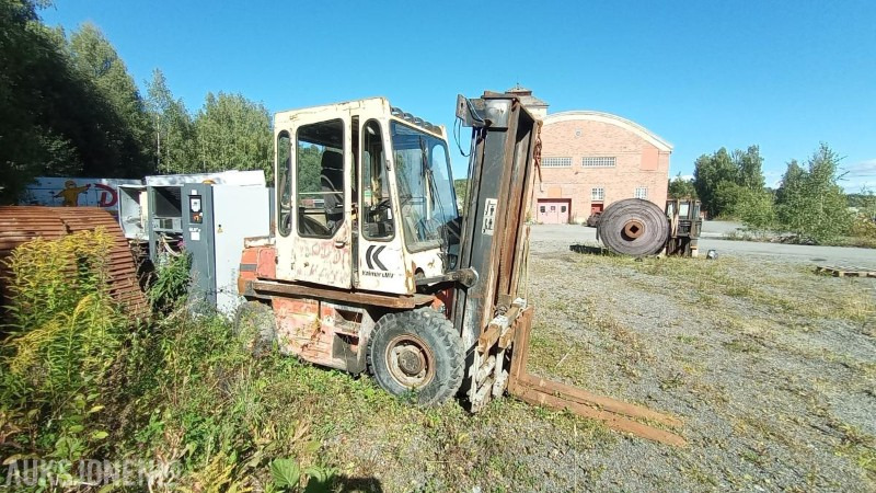 1987 Kalmar Kalmar Truck 3-500 - معدات المناولة: صور 1 1987 Kalmar Kalmar Truck 3-500 - معدات المناولة: صور 1