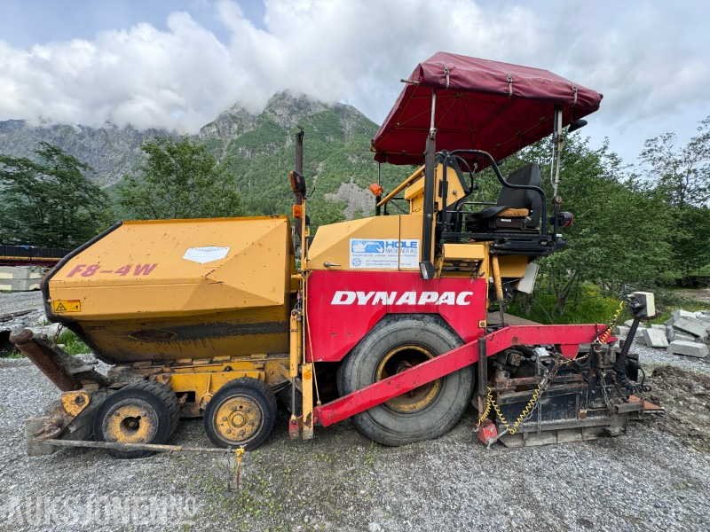 1995 Dynapac F8 - 4W - Asfaltutlegger - Gått 2921 timer - 1 Eier - معدات البناء: صور 1 1995 Dynapac F8 - 4W - Asfaltutlegger - Gått 2921 timer - 1 Eier - معدات البناء: صور 1