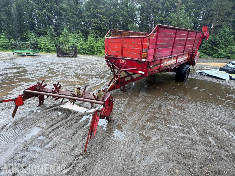 1996 JF AV 4900 N - Avlesservogn med spreder - الآلات والماكينات الزراعية: صور 1 1996 JF AV 4900 N - Avlesservogn med spreder - الآلات والماكينات الزراعية: صور 1