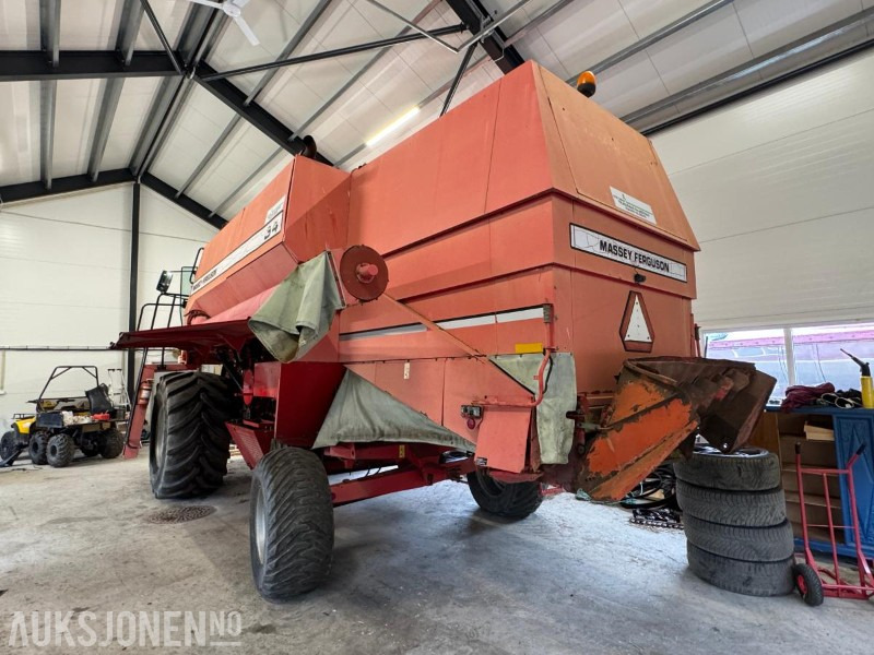 1996 Massey Ferguson MF 34 skurtresker - حصادة شاملة: صور 3 1996 Massey Ferguson MF 34 skurtresker - حصادة شاملة: صور 3