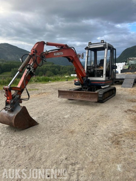 1997 Kubota KX 121-2 - حفارة: صور 4 1997 Kubota KX 121-2 - حفارة: صور 4