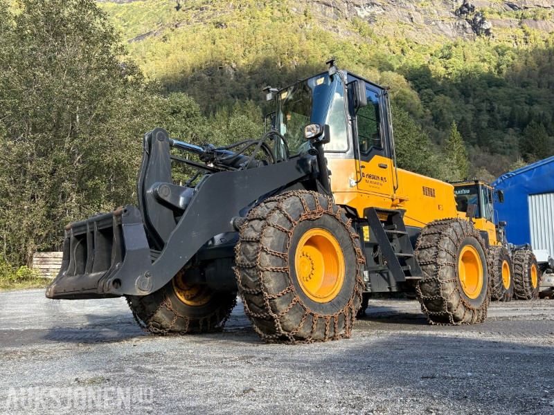 1998 Komatsu WA320-3H - KUN 9 248 timer! - اللودر بعجل: صور 1 1998 Komatsu WA320-3H - KUN 9 248 timer! - اللودر بعجل: صور 1