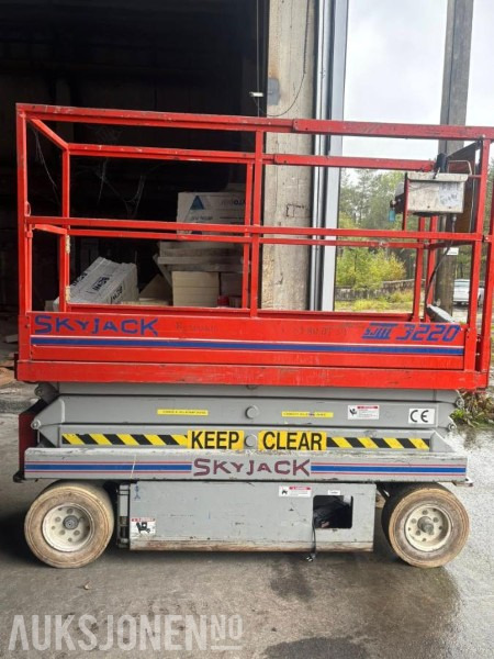 1998 SkyJack SJ 3220 - منصات هيدروليكية متنقلة: صور 1 1998 SkyJack SJ 3220 - منصات هيدروليكية متنقلة: صور 1