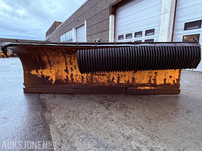 1999 Snøskjær KS-3600P til lastebil - شاحنة: صور 2 1999 Snøskjær KS-3600P til lastebil - شاحنة: صور 2