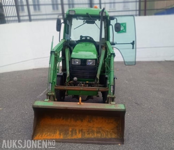 2000 John Deere JD4400 Frontlaster Skuffe Vikplog - جرار: صور 2 2000 John Deere JD4400 Frontlaster Skuffe Vikplog - جرار: صور 2