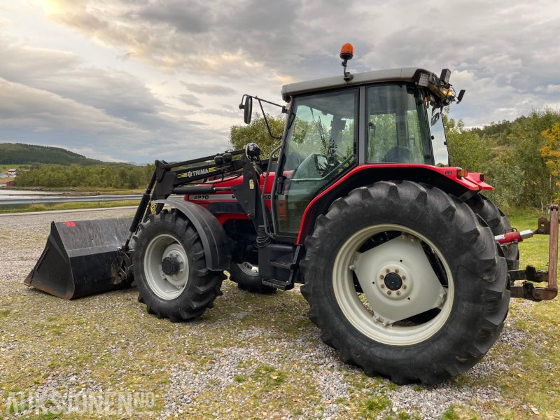 2000 Massey Ferguson 4270 med Trima 4.80 laster og snøskuffe *Kun 4969 Timer* - جرار: صور 2 2000 Massey Ferguson 4270 med Trima 4.80 laster og snøskuffe *Kun 4969 Timer* - جرار: صور 2