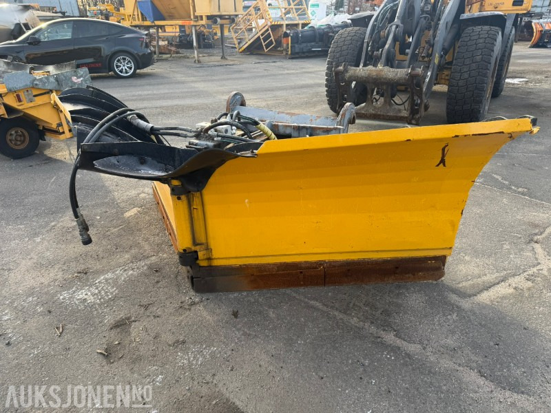 2002 Tellefsdal V3000HS V-plog – BM-feste – 2002-modell - ملحقات - آلات البناء: صور 1 2002 Tellefsdal V3000HS V-plog – BM-feste – 2002-modell - ملحقات - آلات البناء: صور 1