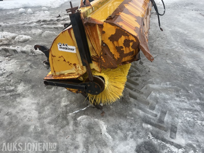 2003 Tellefsdal Feiekost 200 cm m/ hydraulisk og BM-feste - معدات البناء: صور 2 2003 Tellefsdal Feiekost 200 cm m/ hydraulisk og BM-feste - معدات البناء: صور 2