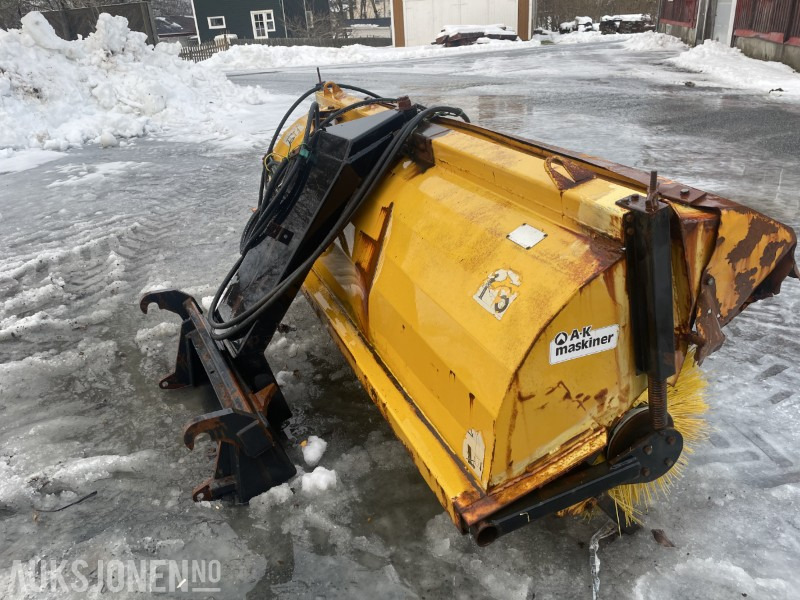 2003 Tellefsdal Feiekost 200 cm m/ hydraulisk og BM-feste - معدات البناء: صور 3 2003 Tellefsdal Feiekost 200 cm m/ hydraulisk og BM-feste - معدات البناء: صور 3