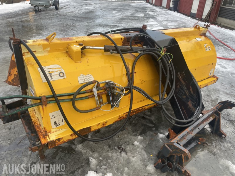 2003 Tellefsdal Feiekost 200 cm m/ hydraulisk og BM-feste - معدات البناء: صور 5 2003 Tellefsdal Feiekost 200 cm m/ hydraulisk og BM-feste - معدات البناء: صور 5