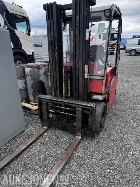 2004 Cargo Cbe 25 truck med lader, sideskyv av gafler - رافعة شوكية: صور 2 2004 Cargo Cbe 25 truck med lader, sideskyv av gafler - رافعة شوكية: صور 2