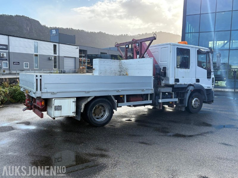 2004 Iveco 120E24 EUROCARGO kranbil - registrert for 5 sitteplasser - شاحنة كرين: صور 3 2004 Iveco 120E24 EUROCARGO kranbil - registrert for 5 sitteplasser - شاحنة كرين: صور 3