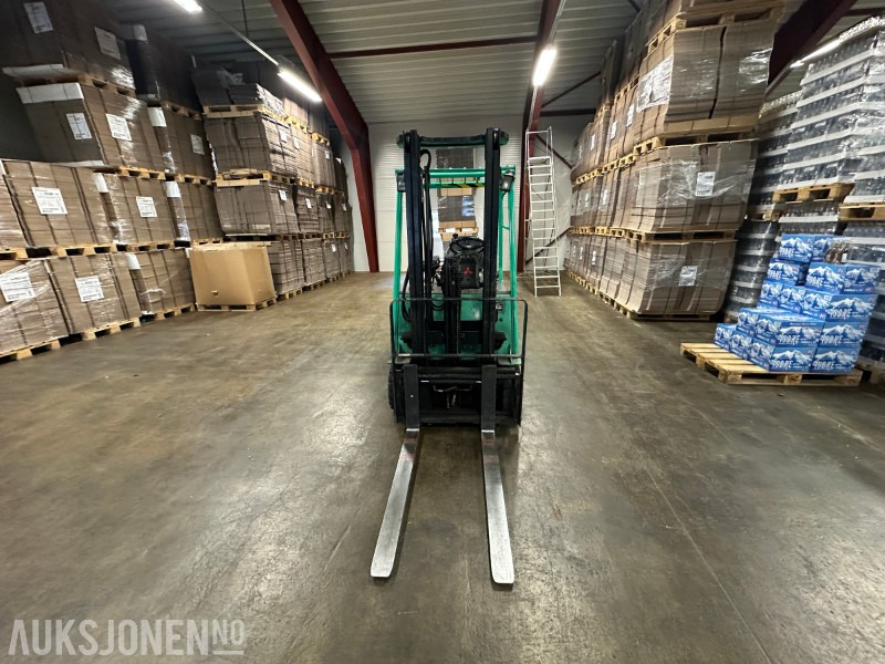 2005 Mitsubishi FB16N El Truck - معدات المناولة: صور 3 2005 Mitsubishi FB16N El Truck - معدات المناولة: صور 3