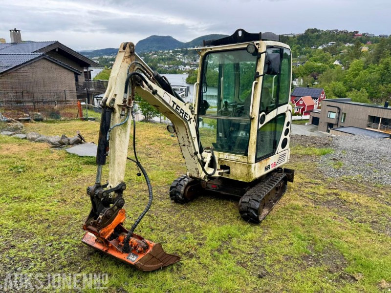 2005 Schaeff Terex HR 1.6 - Minigraver - 3. Skuffer - Hydr. Pigghammer - S30 - Timer: 2428 - حفارة مصغرة: صور 1 2005 Schaeff Terex HR 1.6 - Minigraver - 3. Skuffer - Hydr. Pigghammer - S30 - Timer: 2428 - حفارة مصغرة: صور 1