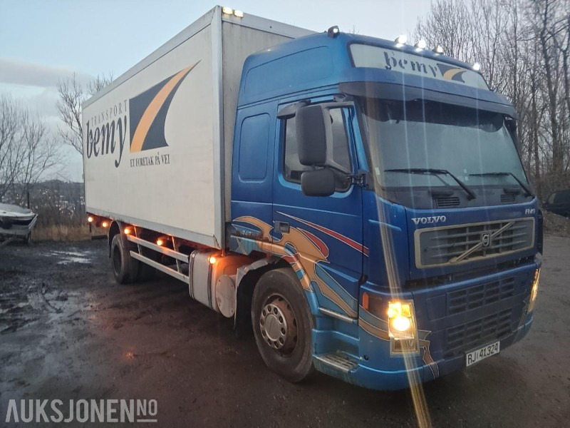 2005 Volvo FM9 - بصندوق مغلق شاحنة: صور 3 2005 Volvo FM9 - بصندوق مغلق شاحنة: صور 3