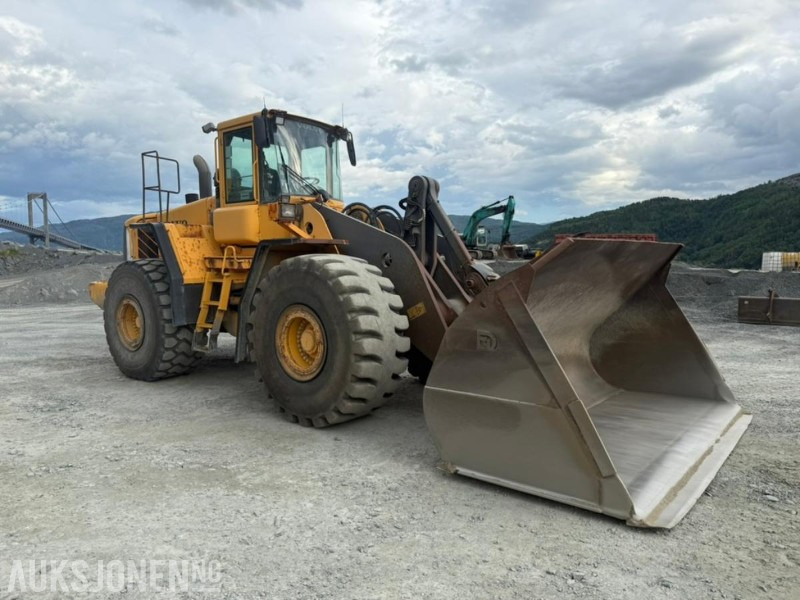 2005 Volvo L220E HJULLASTER - 15364 Timer - اللودر بعجل: صور 1 2005 Volvo L220E HJULLASTER - 15364 Timer - اللودر بعجل: صور 1