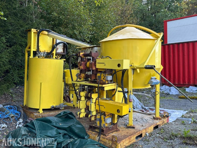 2006 Atlas Copco Injeksjonsplattform - معدات البناء: صور 2 2006 Atlas Copco Injeksjonsplattform - معدات البناء: صور 2