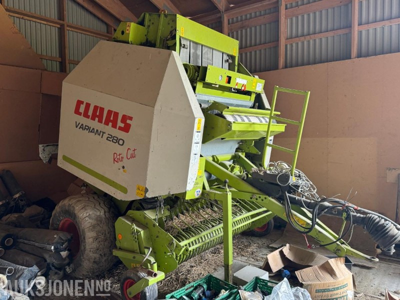 2006 Claas Variant 280 rundballepresse - الآلات والماكينات الزراعية: صور 1 2006 Claas Variant 280 rundballepresse - الآلات والماكينات الزراعية: صور 1