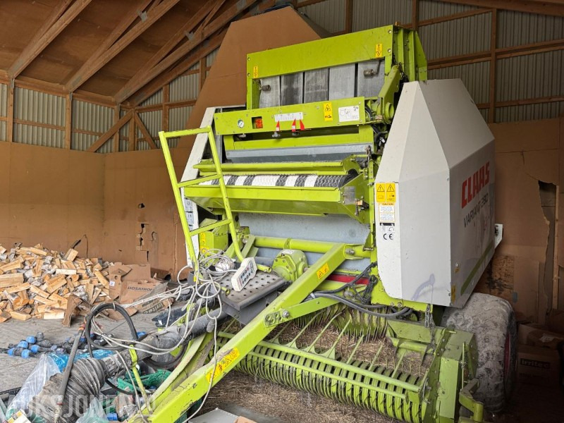 2006 Claas Variant 280 rundballepresse - الآلات والماكينات الزراعية: صور 5 2006 Claas Variant 280 rundballepresse - الآلات والماكينات الزراعية: صور 5