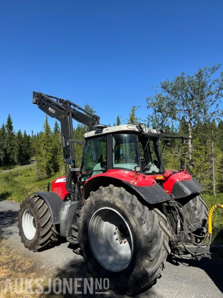 2006 Massey Ferguson 7480 frontlaster Rotorbjelke Hydraulisk utskyvbar krok Brøyteplate eu ok 04.2027 - جرار: صور 4 2006 Massey Ferguson 7480 frontlaster Rotorbjelke Hydraulisk utskyvbar krok Brøyteplate eu ok 04.2027 - جرار: صور 4