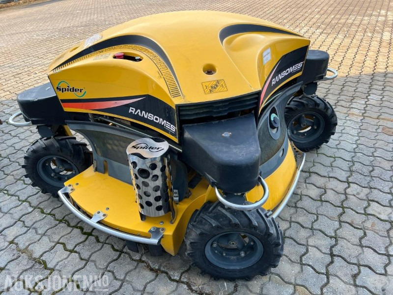 2006 Spider ILD02 - skråningsklipper - الآلات والماكينات الزراعية: صور 1 2006 Spider ILD02 - skråningsklipper - الآلات والماكينات الزراعية: صور 1