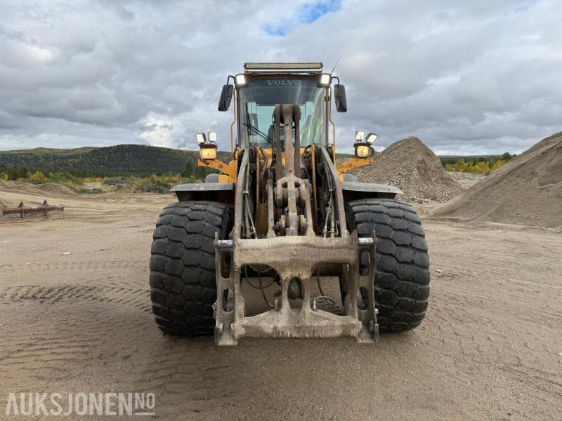 2006 Volvo L120E - Sentralsmøring - 14887 timer - اللودر بعجل: صور 2 2006 Volvo L120E - Sentralsmøring - 14887 timer - اللودر بعجل: صور 2